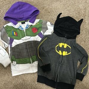 Boys Buzz lightyear and Batman hoodies. xs and 5